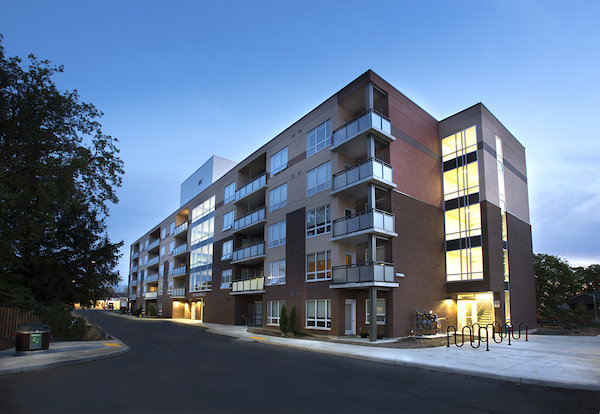 Mixed housing development integrated into a residential neighbourhood